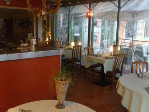 Auberge De La Vallee Francheville  Ngoại thất bức ảnh